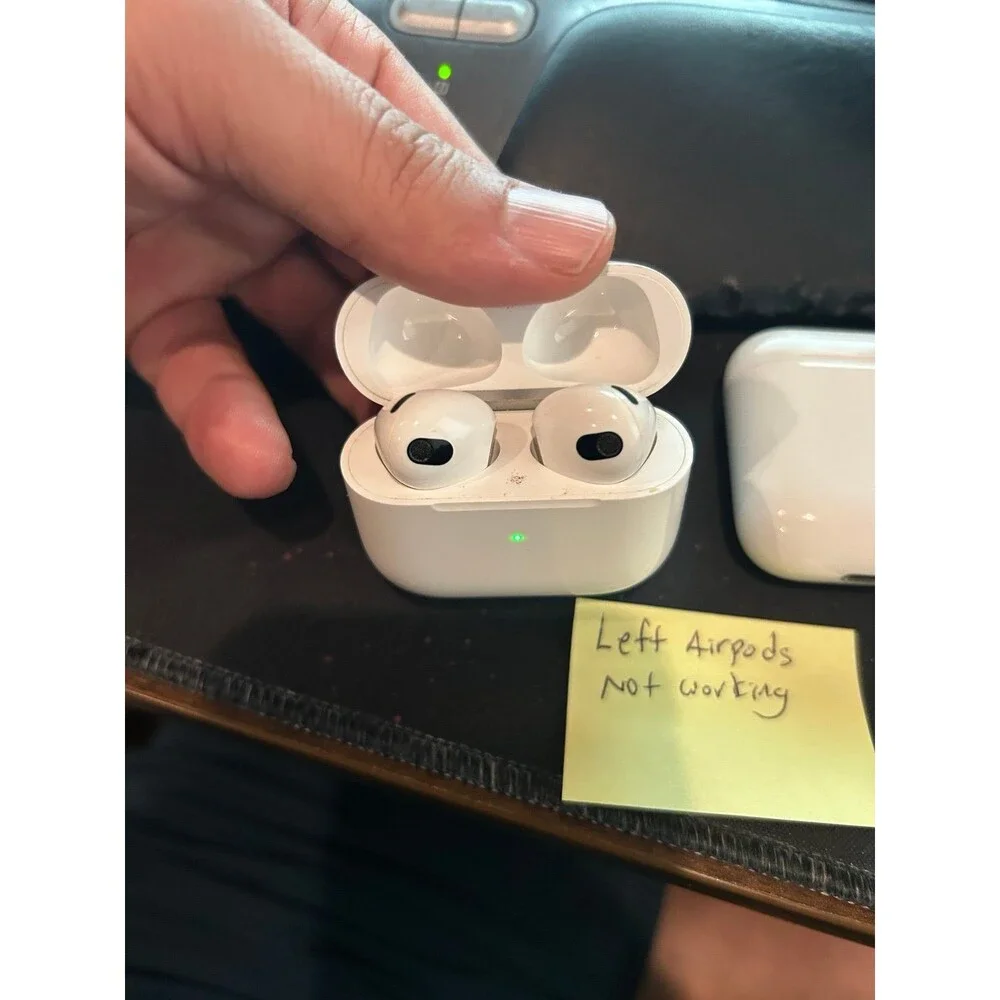 Apple Airpods A2564 & A2031 with Original cases